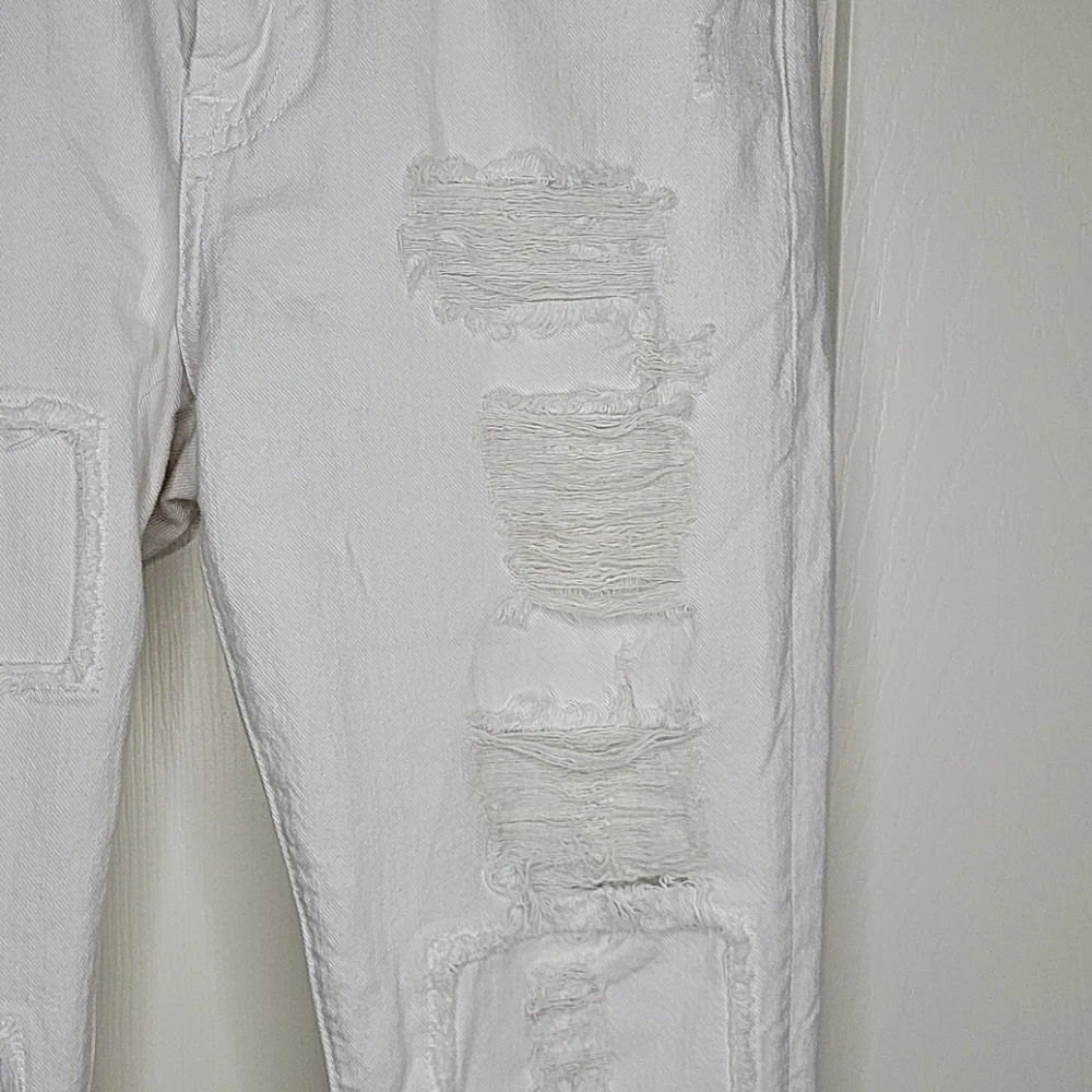 7 For All Mankind Natural Denim Cropped Ankle Distressed Jeans Size 24 - Picture 3 of 12